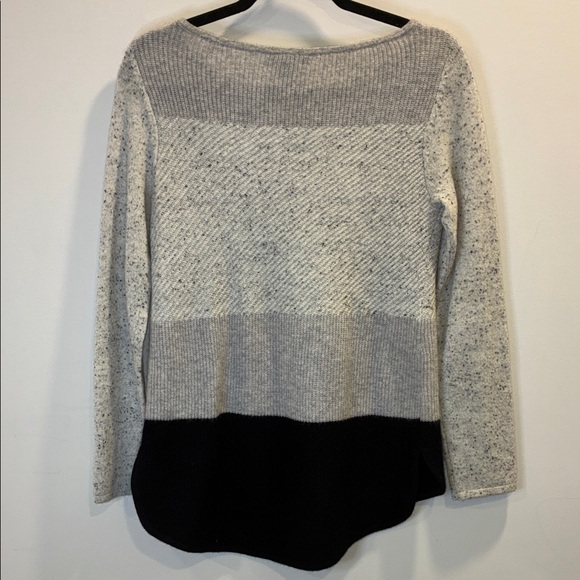 Charter Club Cashmere Women's Cream and Black Color Block Sweater Extra Small - Picture 5 of 5